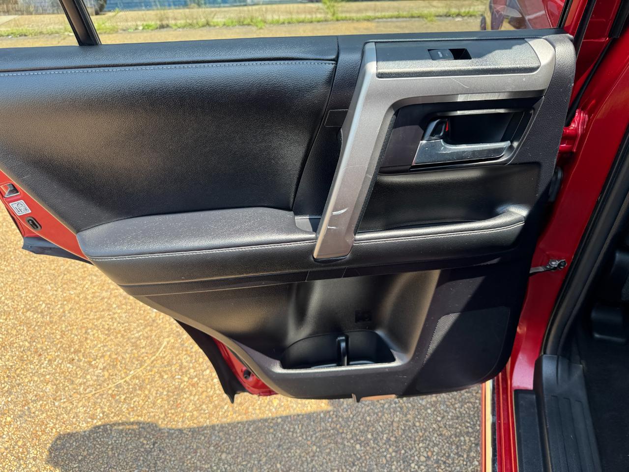 Toyota 4Runner Limited 2WD V6 2015