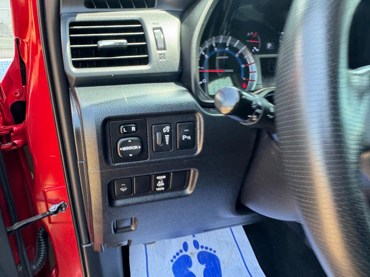 Toyota 4Runner Limited 2WD V6 2015