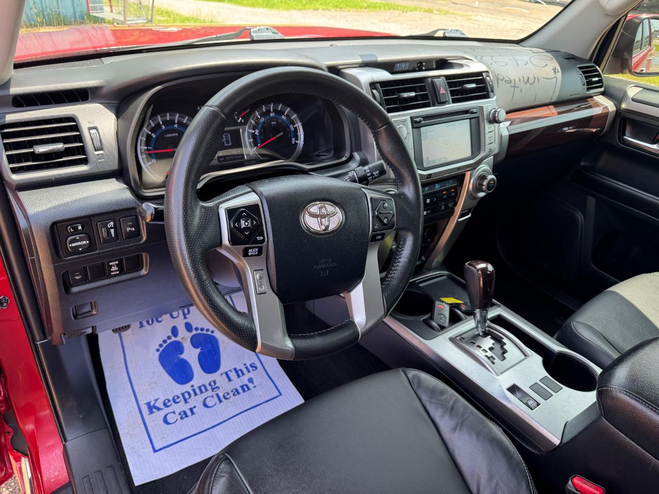 Toyota 4Runner Limited 2WD V6 2015