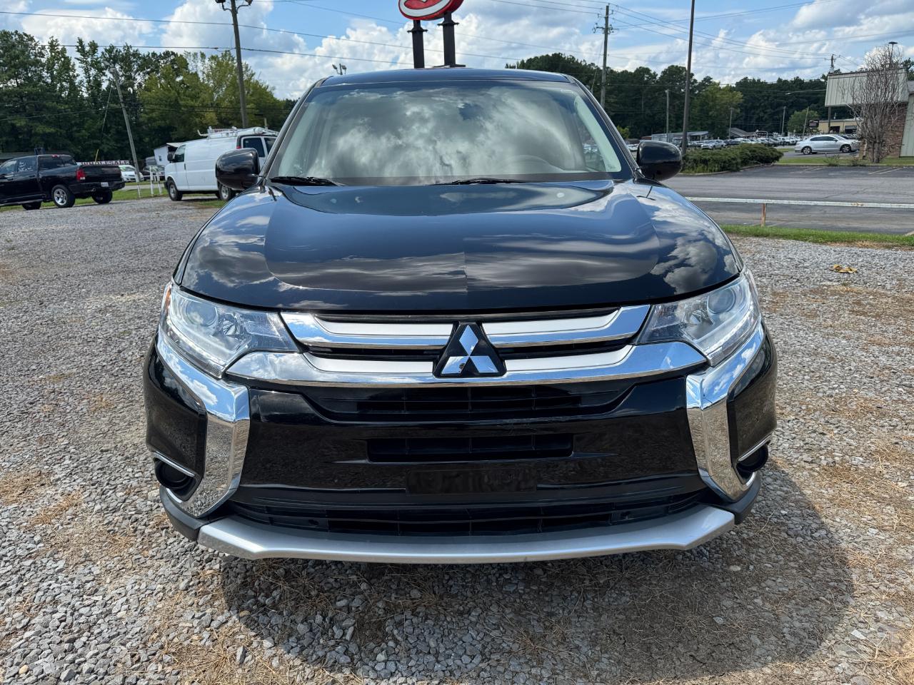 Mitsubishi Outlander ES 2WD 2018