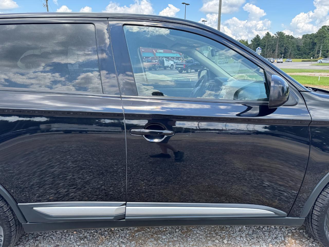 Mitsubishi Outlander ES 2WD 2018