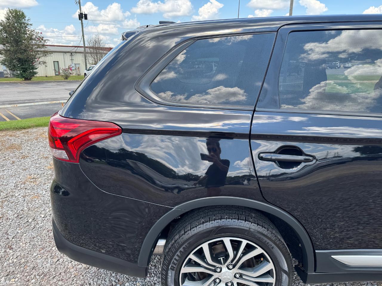 Mitsubishi Outlander ES 2WD 2018