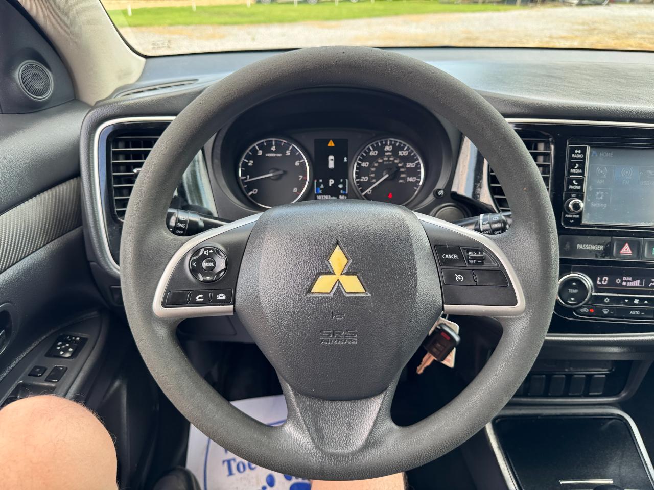 Mitsubishi Outlander ES 2WD 2018