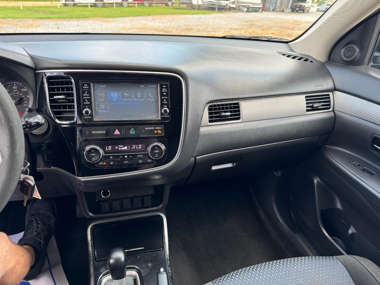 Mitsubishi Outlander ES 2WD 2018