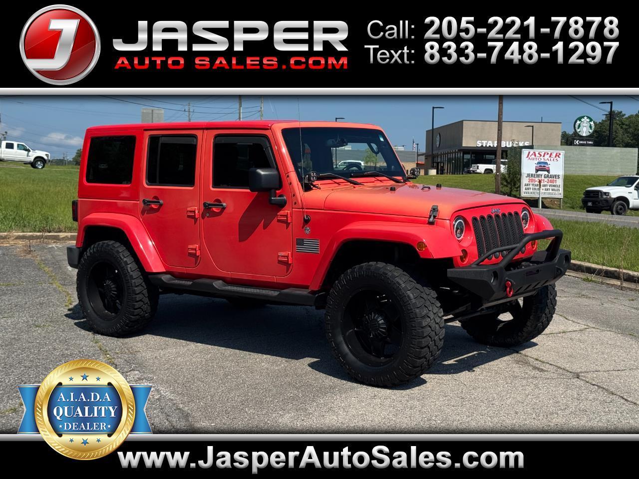 Jeep Wrangler Unlimited Sahara 4WD 2013