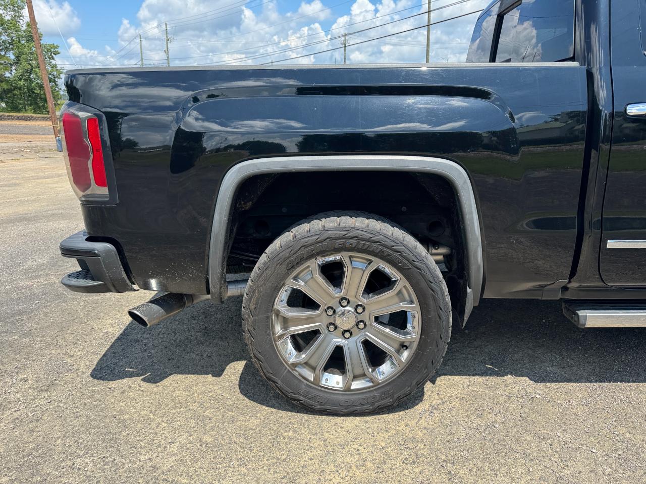 GMC Sierra 1500 Denali Crew Cab Long Box 4WD 2018