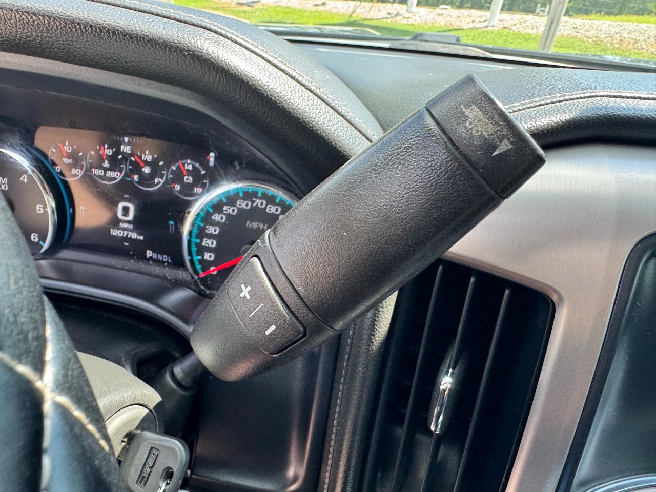 GMC Sierra 1500 Denali Crew Cab Long Box 4WD 2018