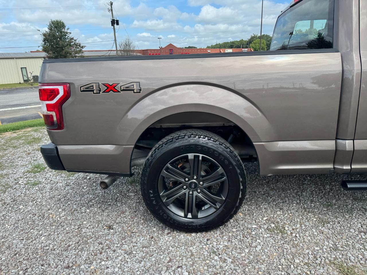Ford F-150 XL SuperCab 8-ft. Bed 4WD 2019