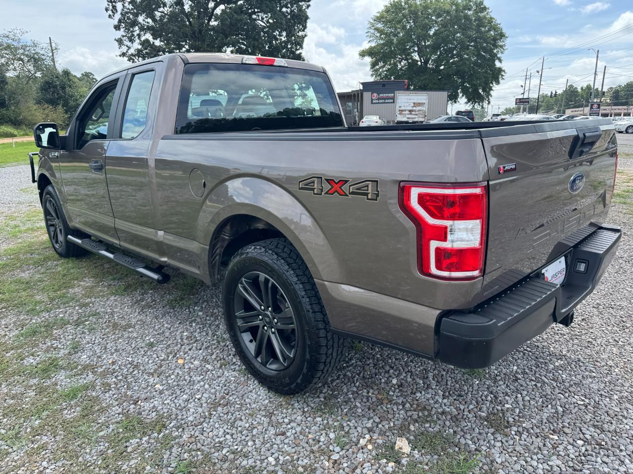Ford F-150 XL SuperCab 8-ft. Bed 4WD 2019