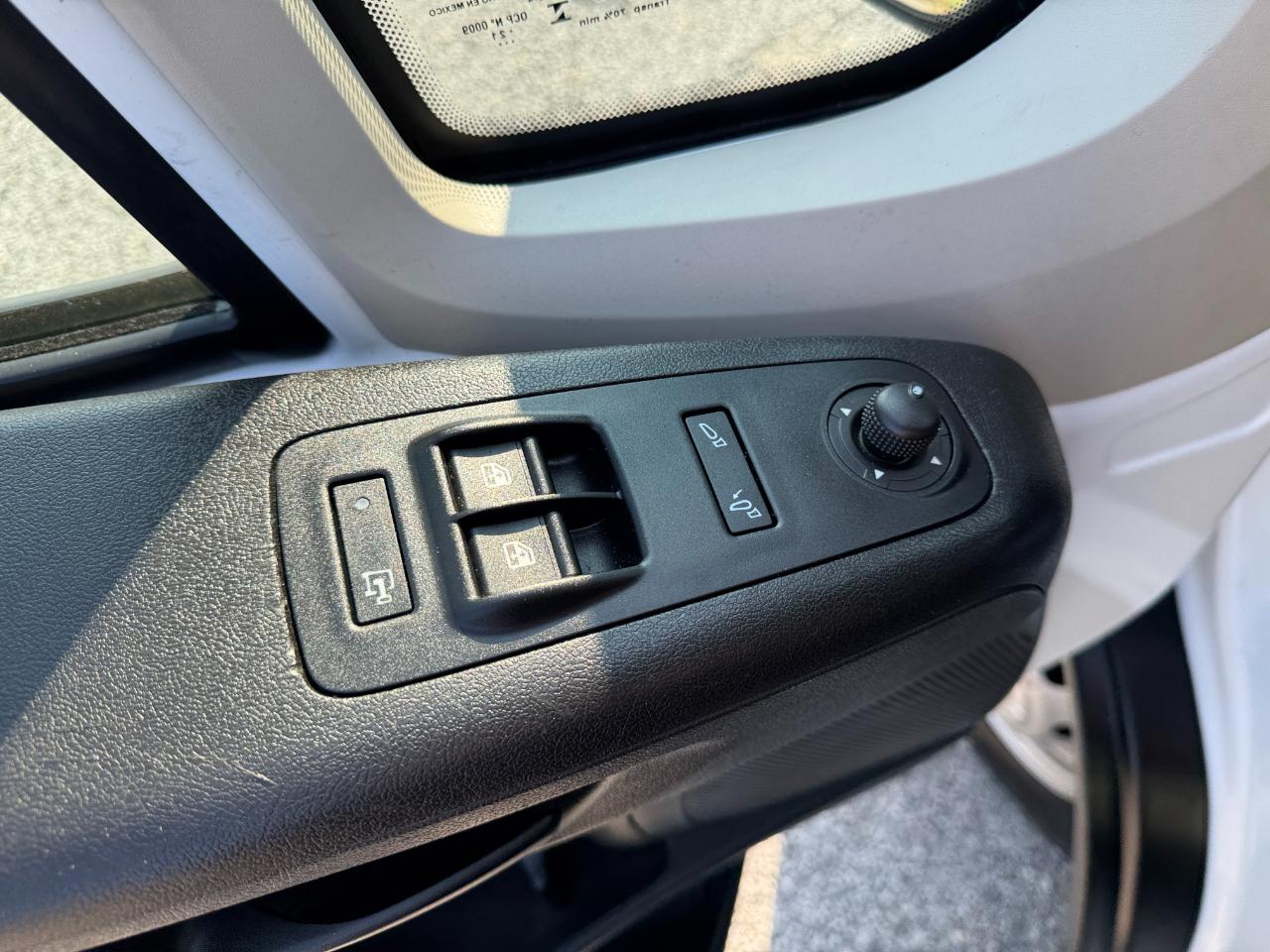 RAM Promaster 1500 Low Roof 136-in. WB 2021