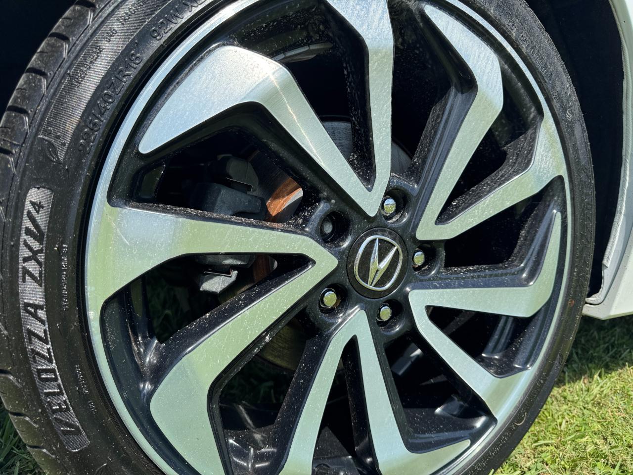Acura ILX 8-Spd AT w/ Technology Plus Package 2016
