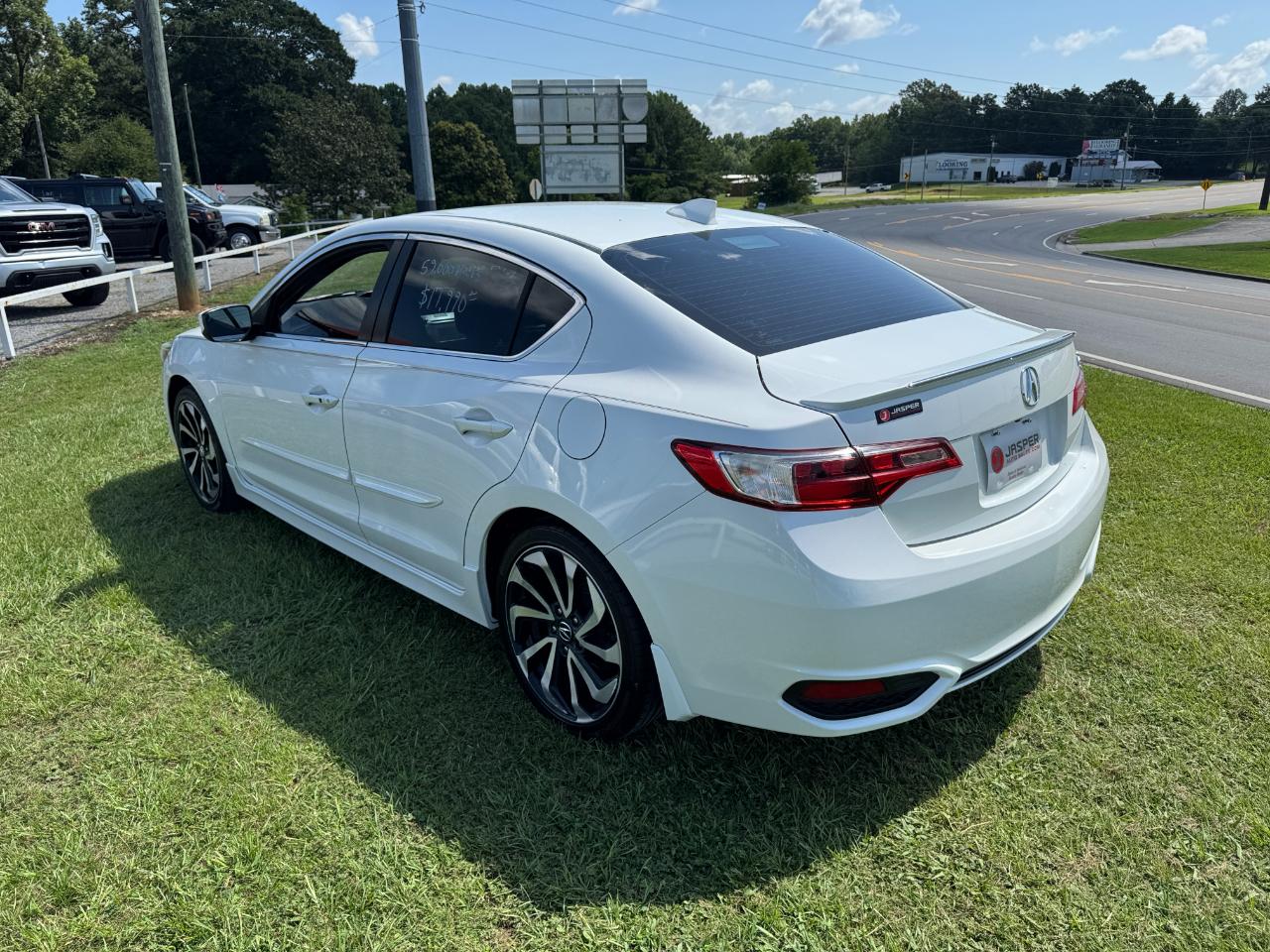 Acura ILX 8-Spd AT w/ Technology Plus Package 2016