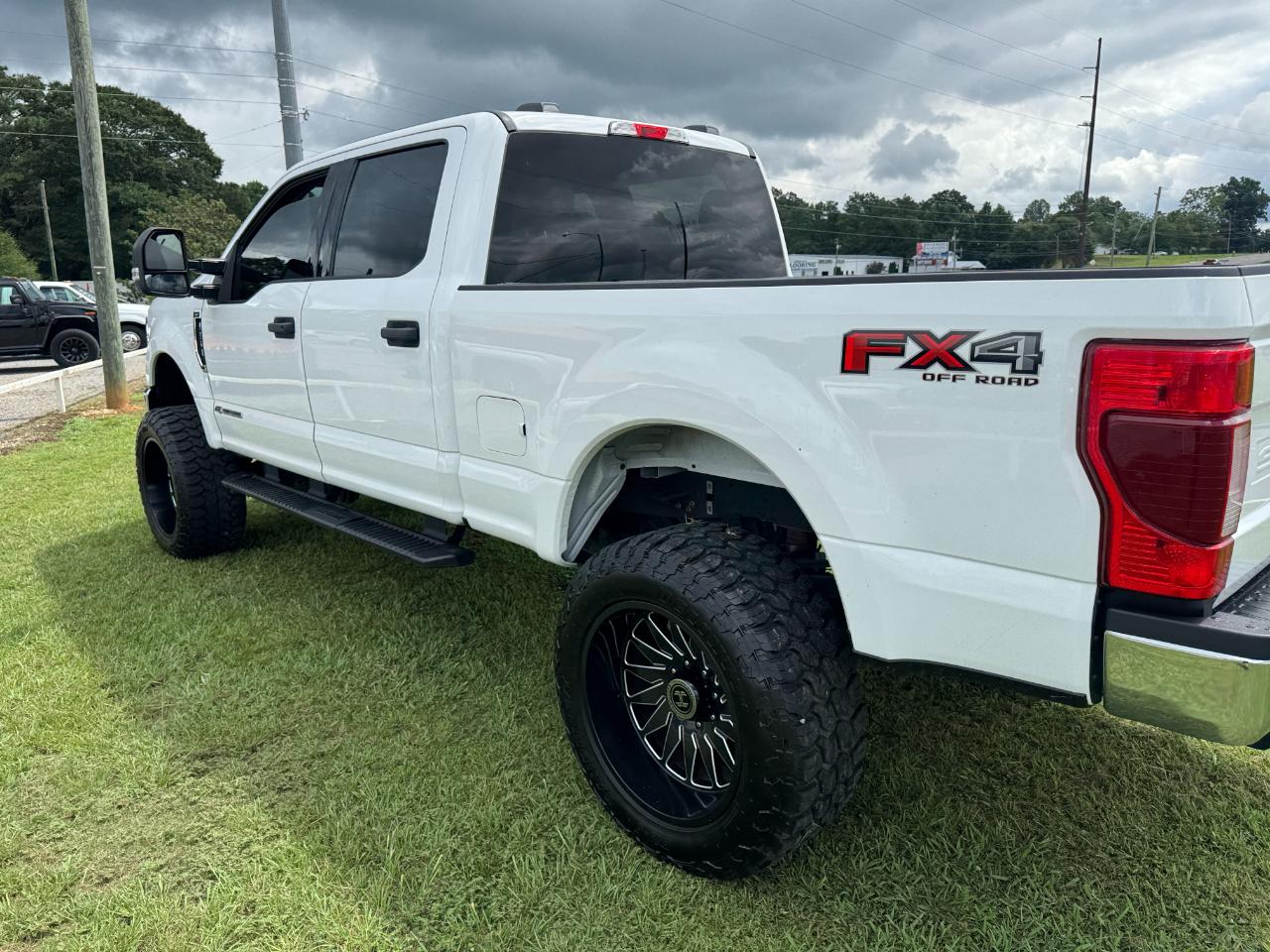Ford F-250 SD XLT Crew Cab 4WD 2021