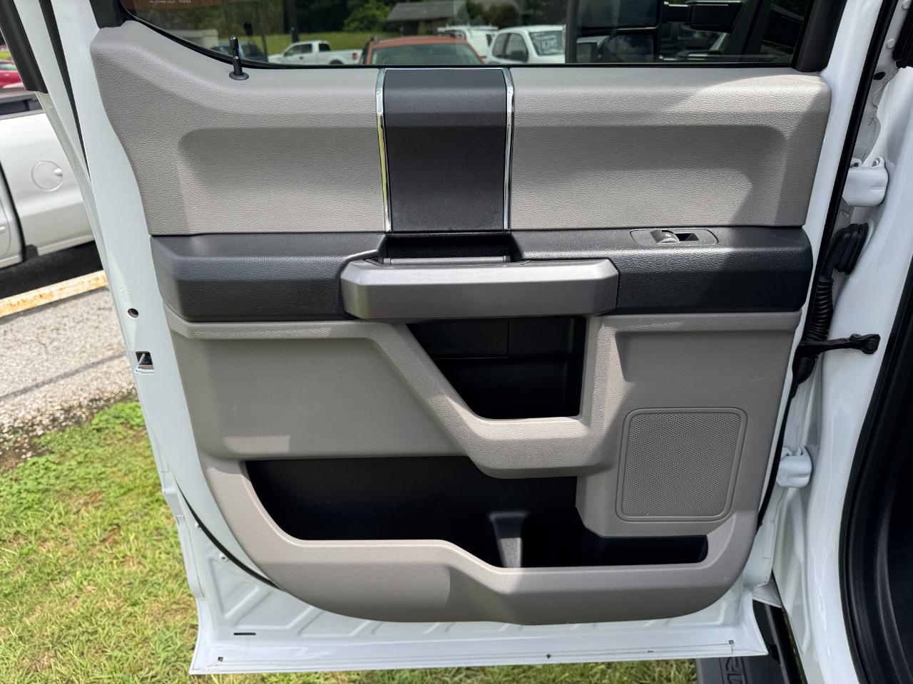 Ford F-250 SD XLT Crew Cab 4WD 2021