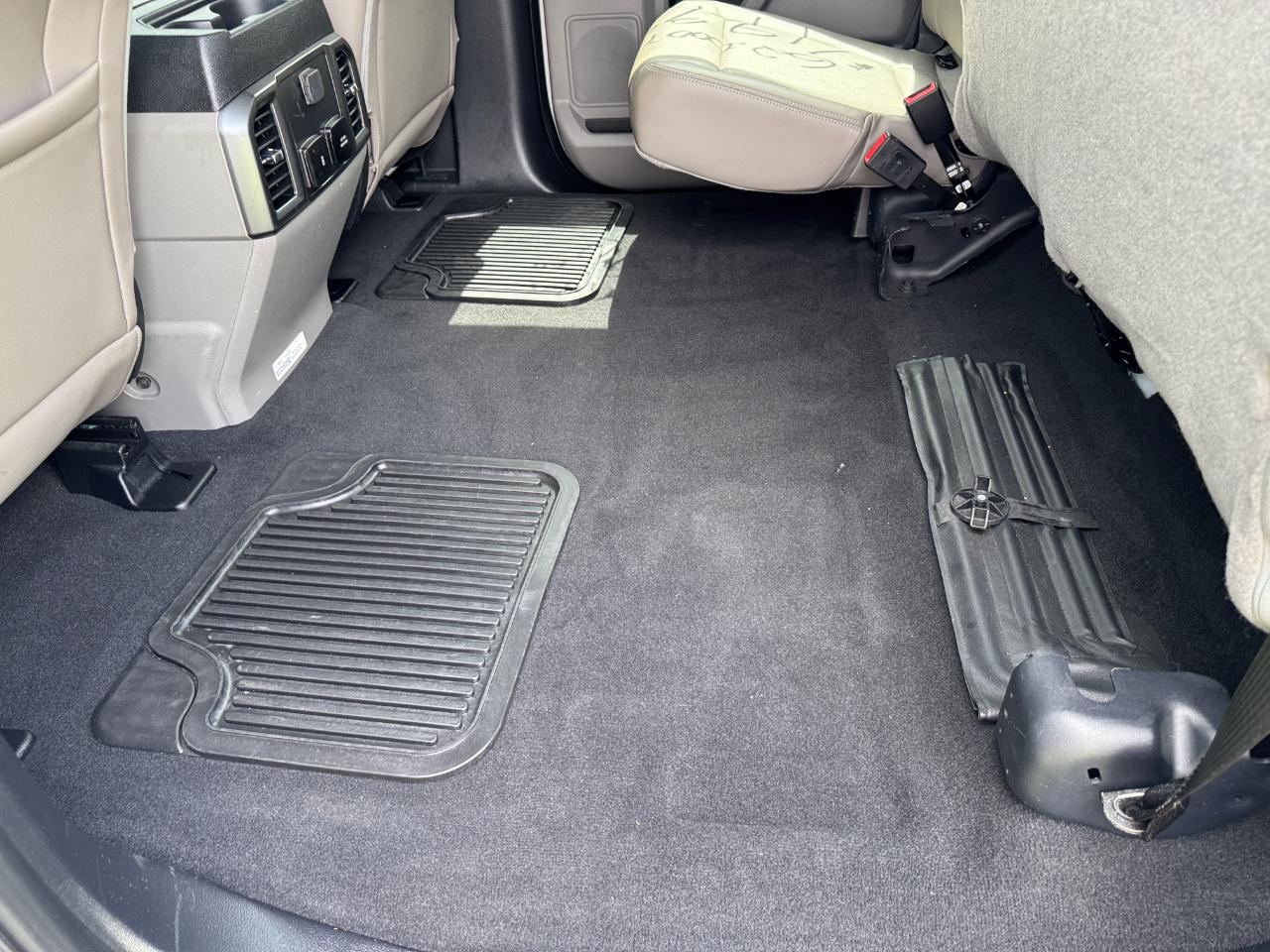 Ford F-250 SD XLT Crew Cab 4WD 2021
