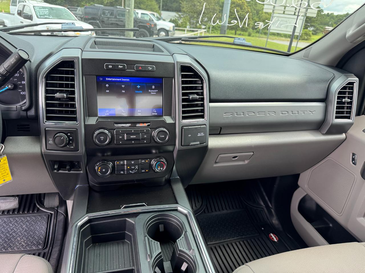 Ford F-250 SD XLT Crew Cab 4WD 2021
