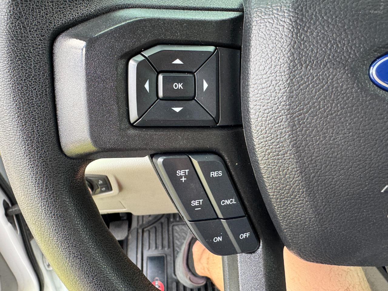 Ford F-250 SD XLT Crew Cab 4WD 2021