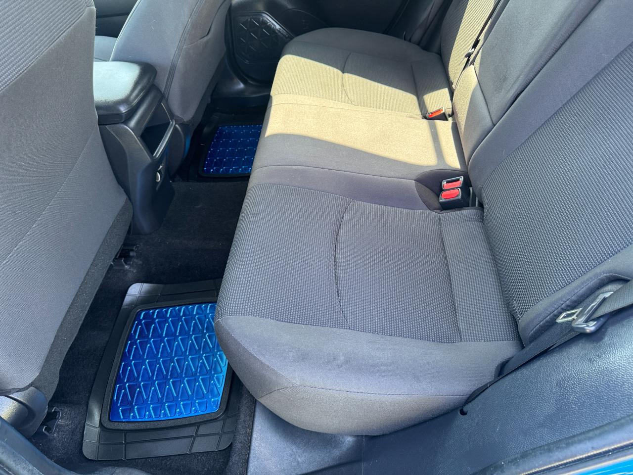 Toyota RAV4 LE 2021