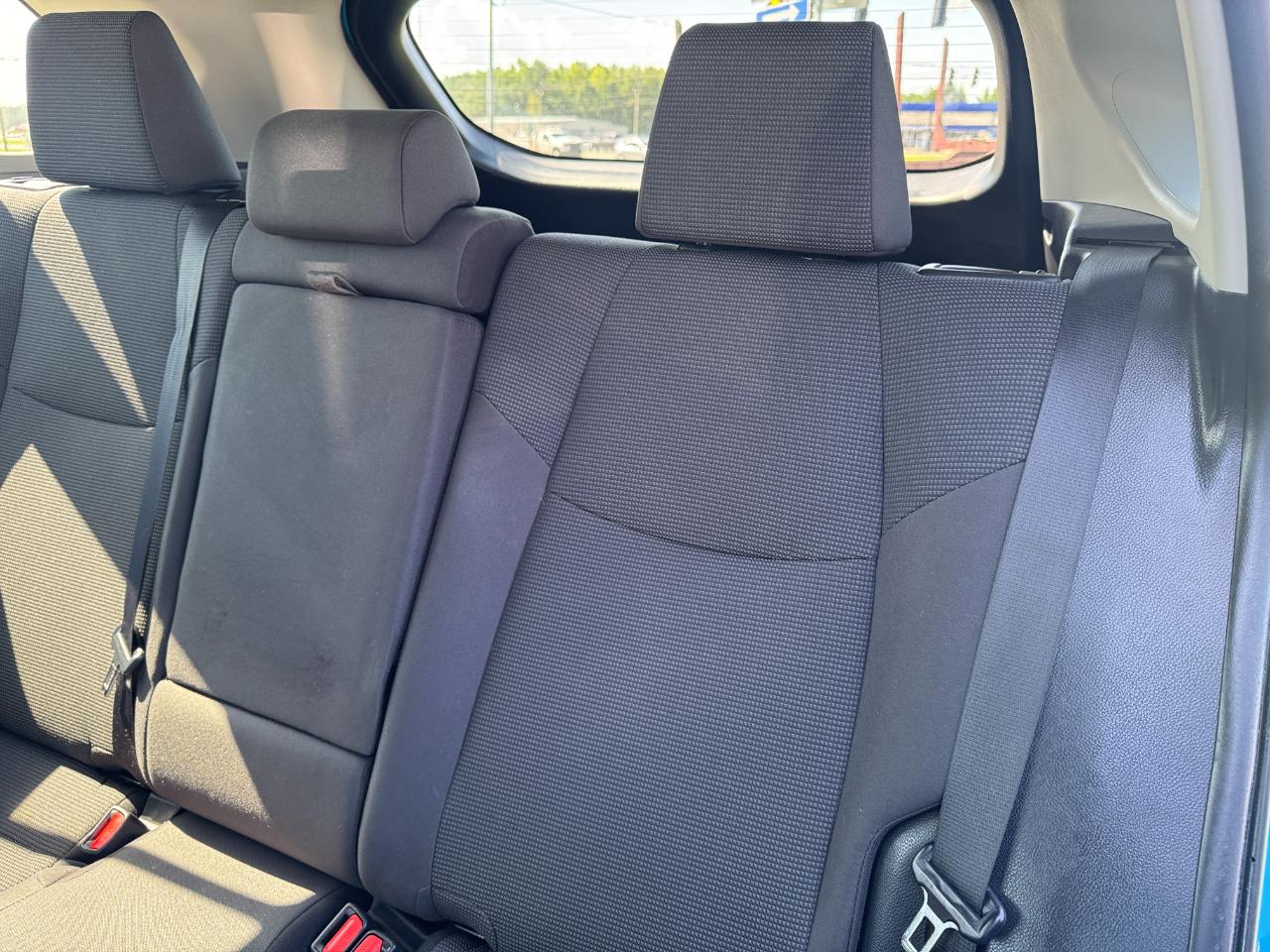 Toyota RAV4 LE 2021