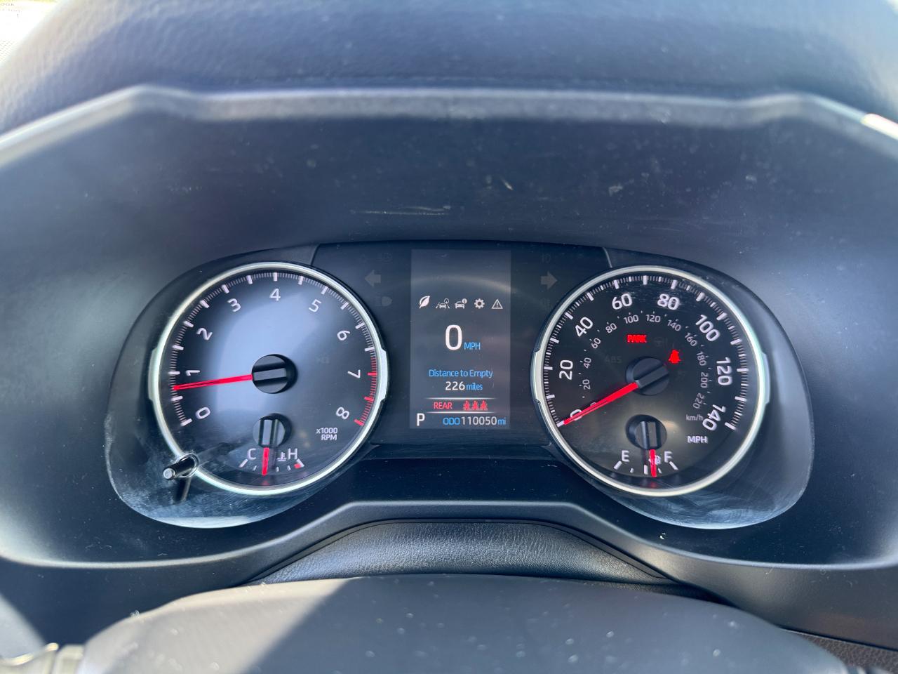 Toyota RAV4 LE 2021