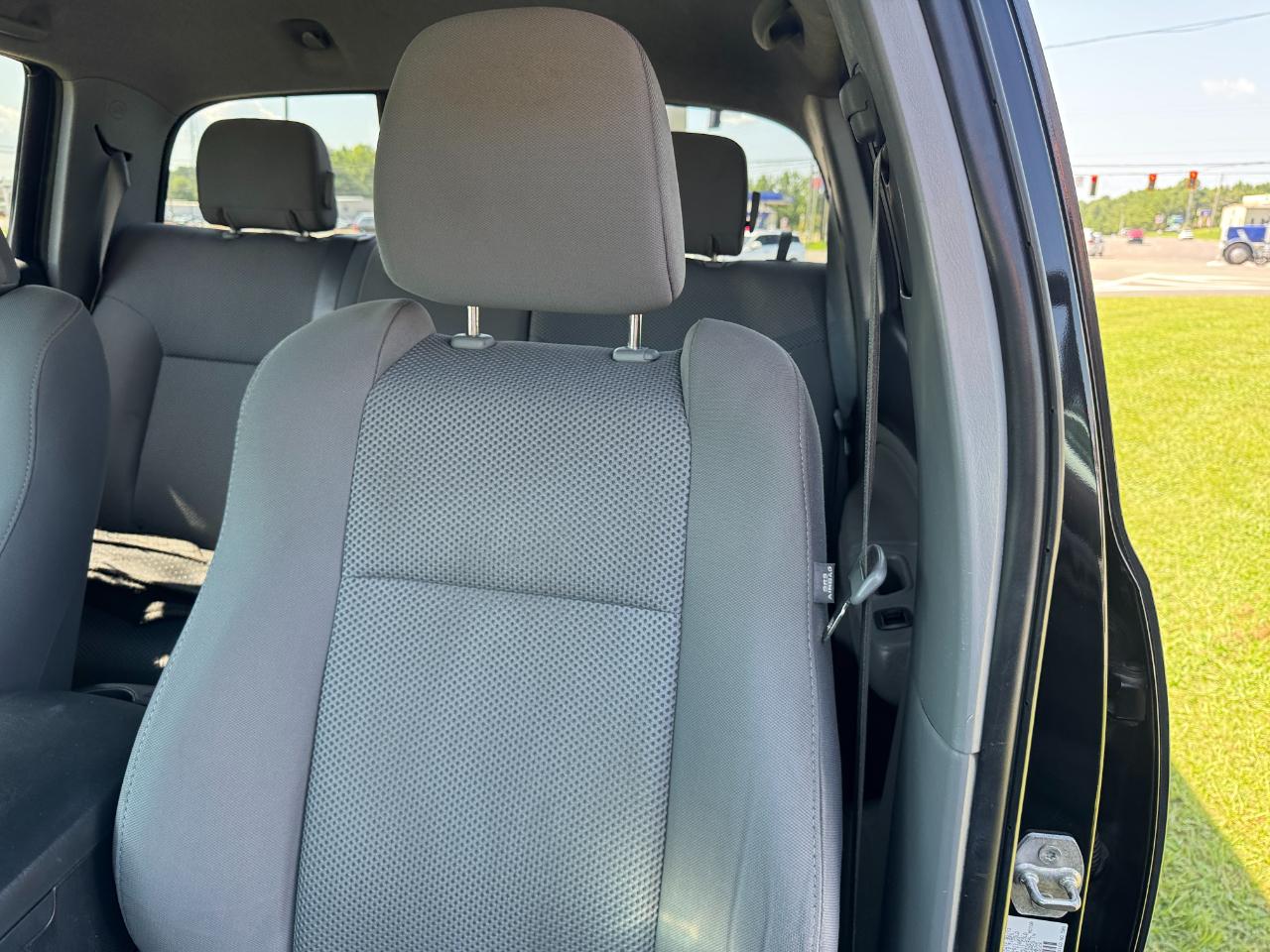 Toyota Tacoma  2013