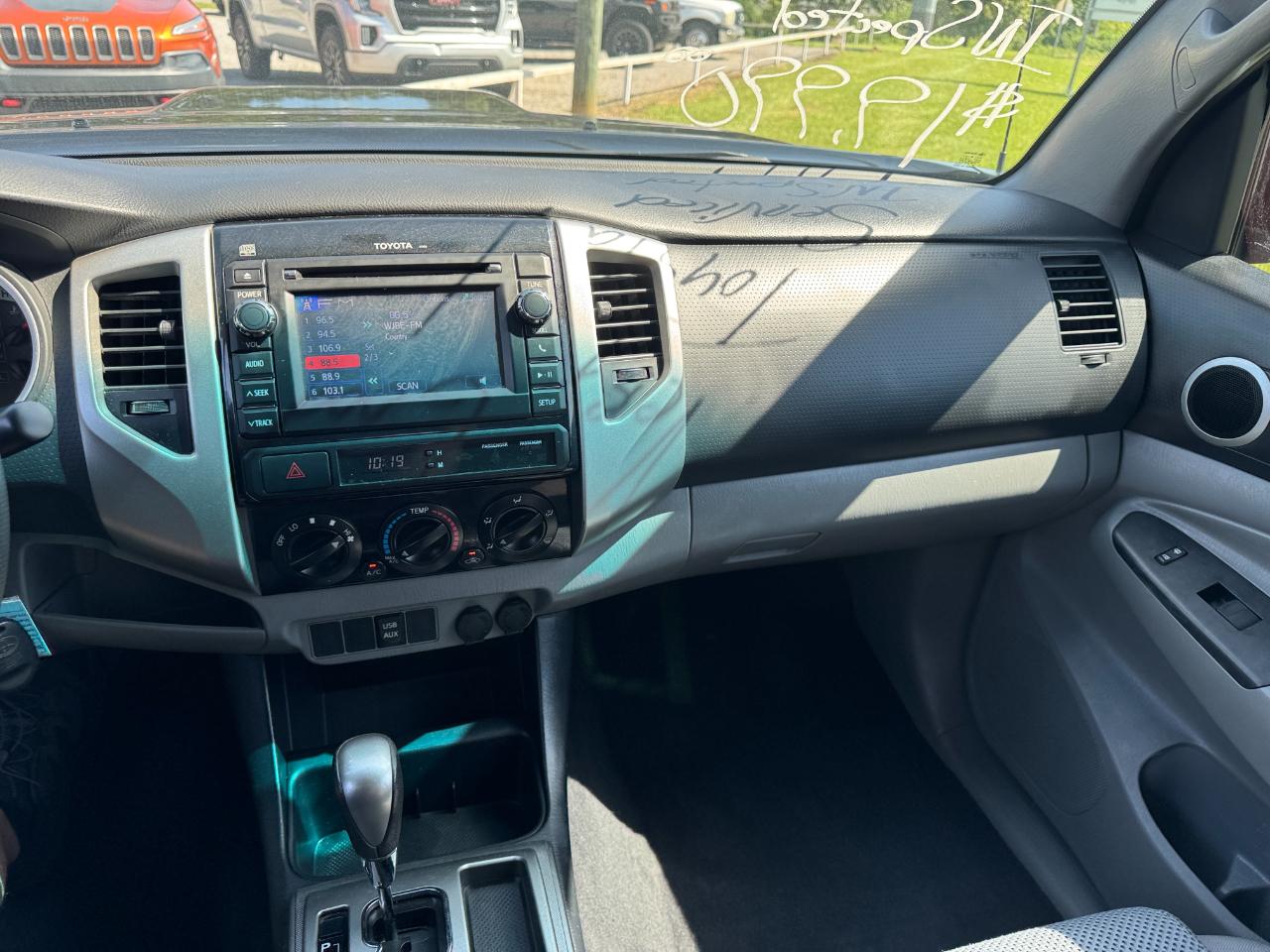 Toyota Tacoma  2013