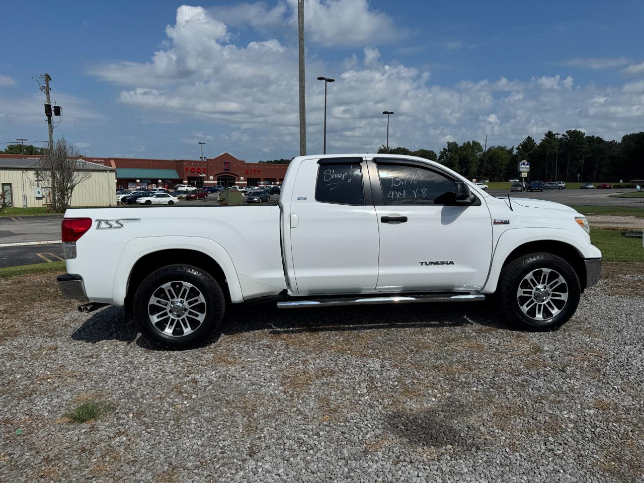 Toyota Tundra Tundra-Grade 5.7L FFV Double Cab 4WD 2013