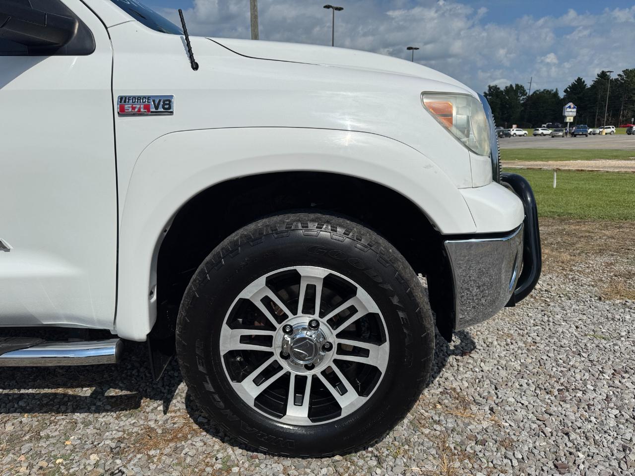 Toyota Tundra Tundra-Grade 5.7L FFV Double Cab 4WD 2013