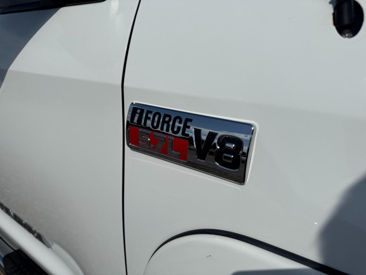 Toyota Tundra Tundra-Grade 5.7L FFV Double Cab 4WD 2013