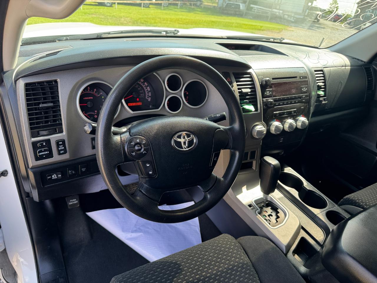 Toyota Tundra Tundra-Grade 5.7L FFV Double Cab 4WD 2013