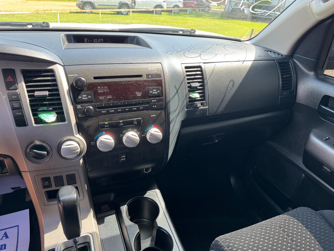 Toyota Tundra Tundra-Grade 5.7L FFV Double Cab 4WD 2013