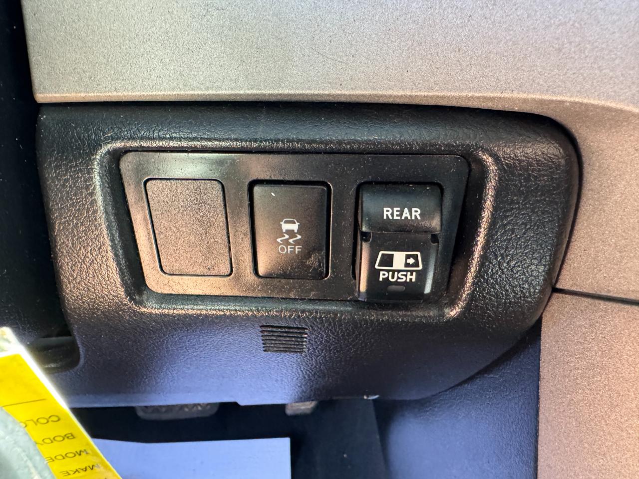 Toyota Tundra Tundra-Grade 5.7L FFV Double Cab 4WD 2013