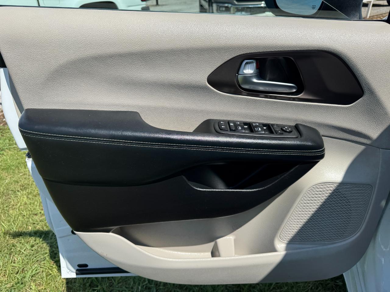 Chrysler Voyager LXI 2021