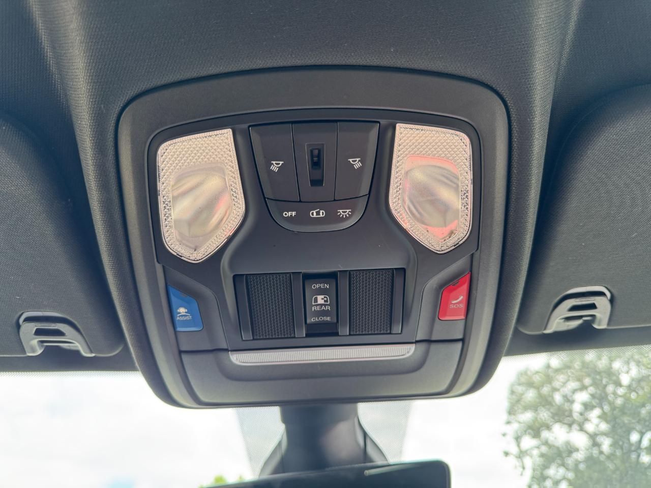 RAM 1500 Rebel Crew Cab SB 4WD 2019