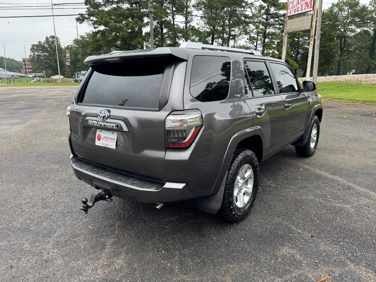 Toyota 4Runner SR5 4WD 2015