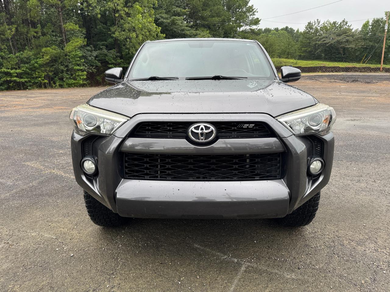 Toyota 4Runner SR5 4WD 2015