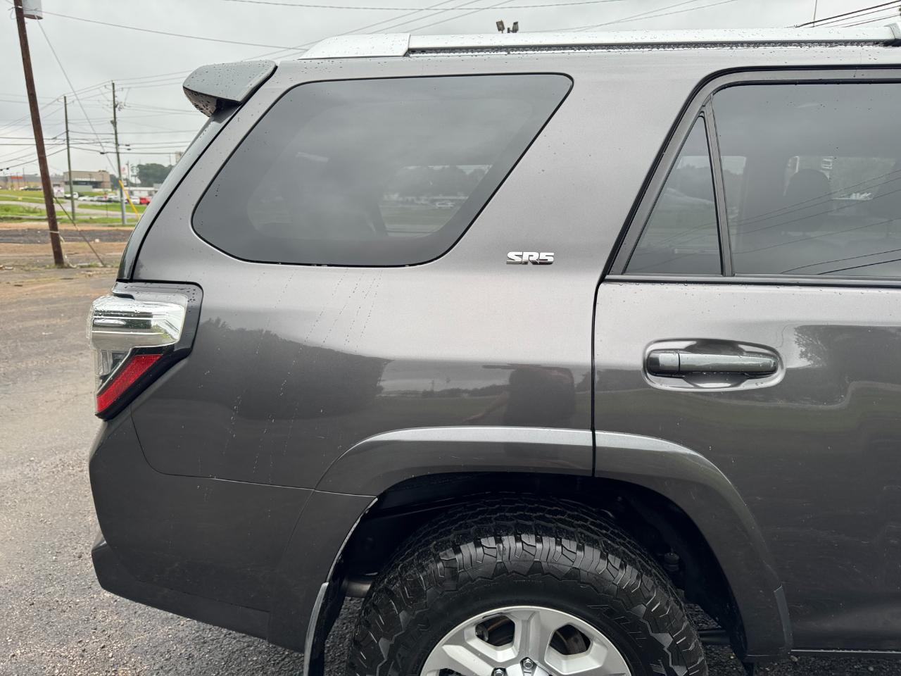 Toyota 4Runner SR5 4WD 2015