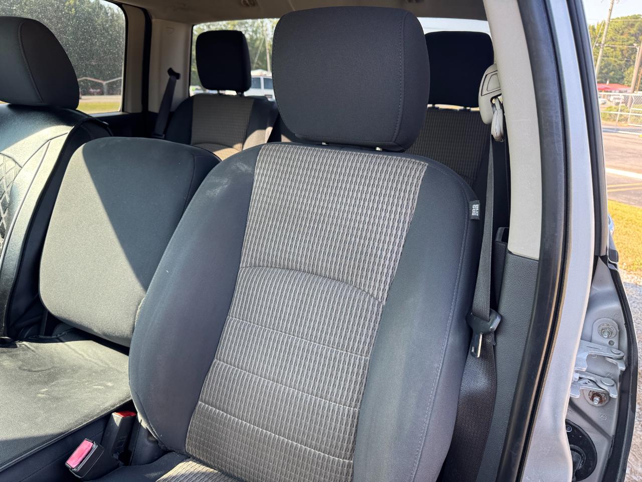 RAM 1500 ST Crew Cab 2WD 2012
