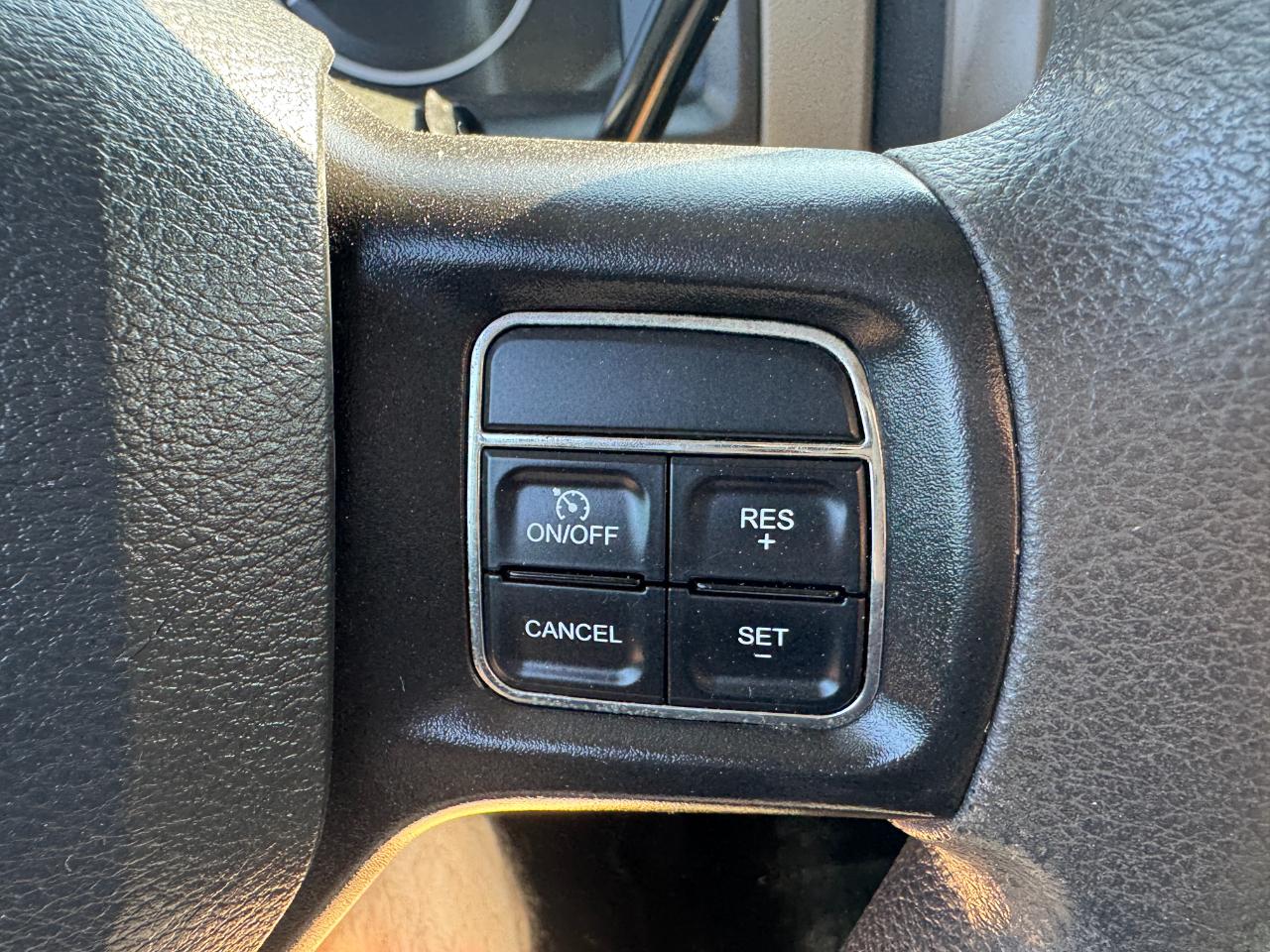 RAM 1500 ST Crew Cab 2WD 2012