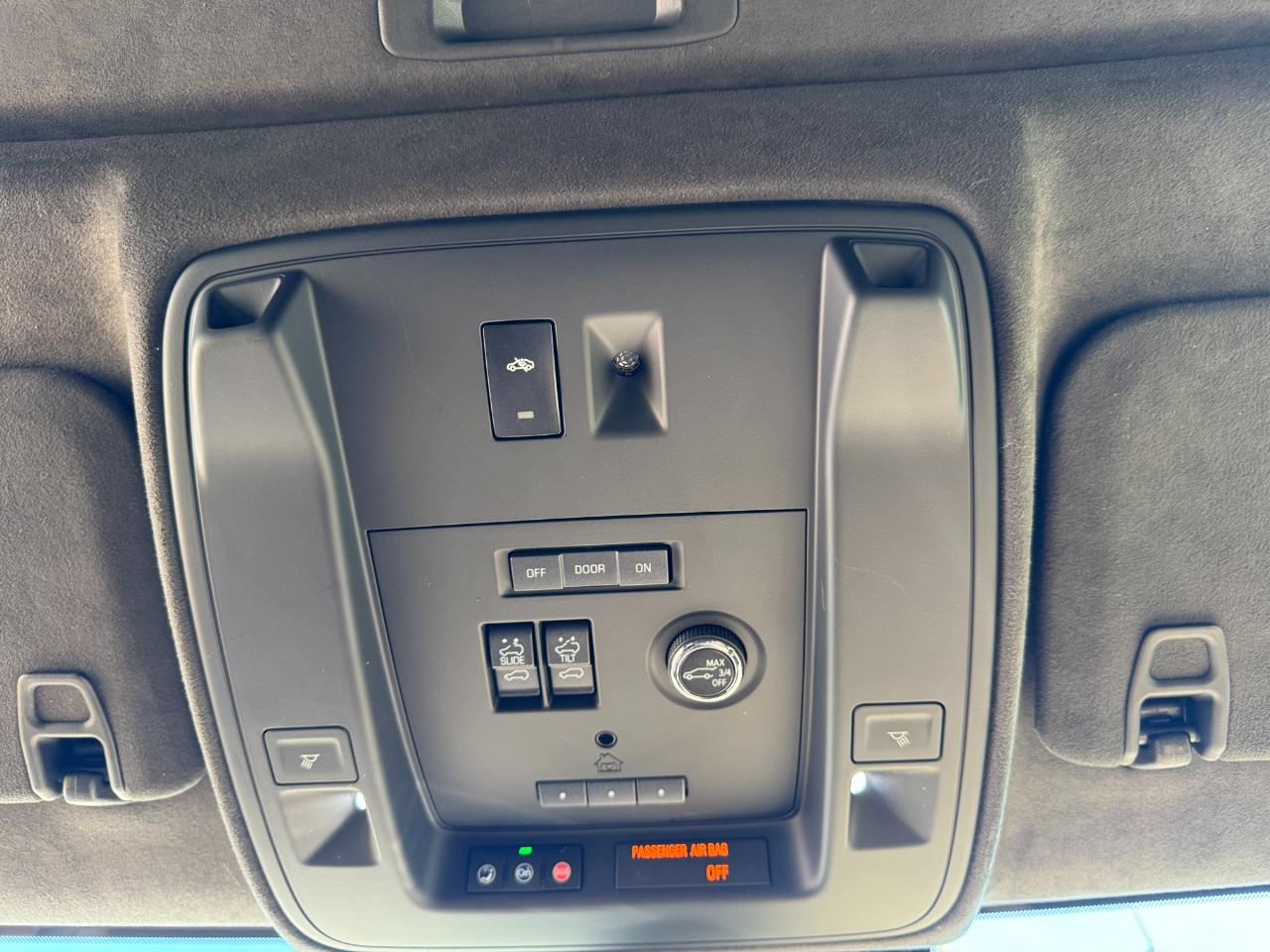 Cadillac Escalade ESV Platinum 4WD 2020