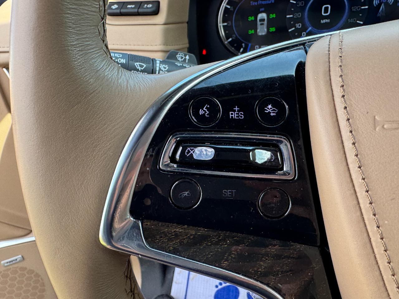 Cadillac Escalade ESV Platinum 4WD 2020