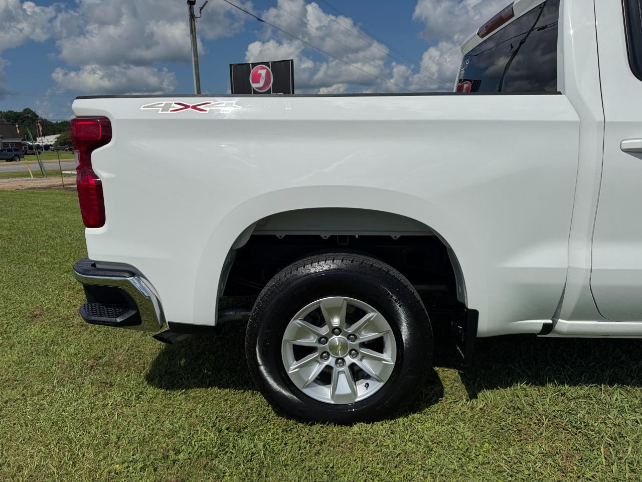 Chevrolet Silverado 1500 LT Crew Cab 4WD 2020