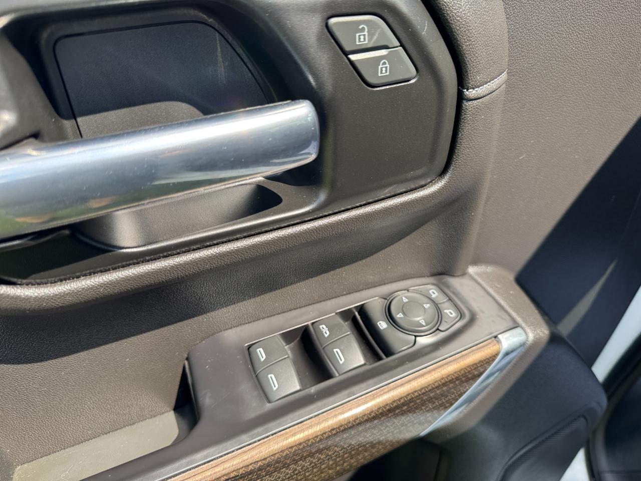 Chevrolet Silverado 1500 LT Crew Cab 4WD 2020