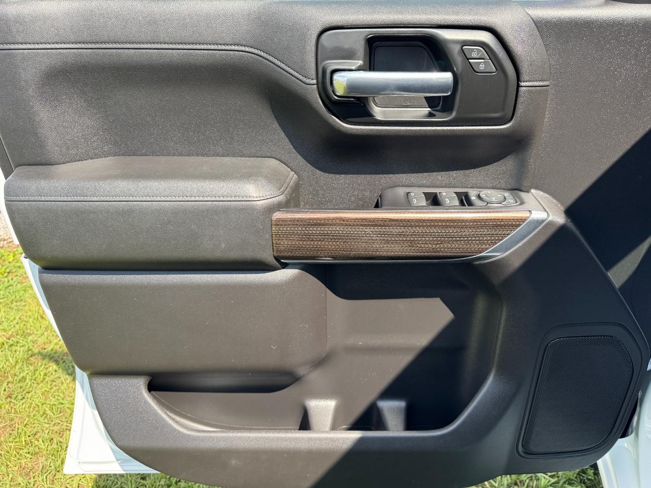 Chevrolet Silverado 1500 LT Crew Cab 4WD 2020