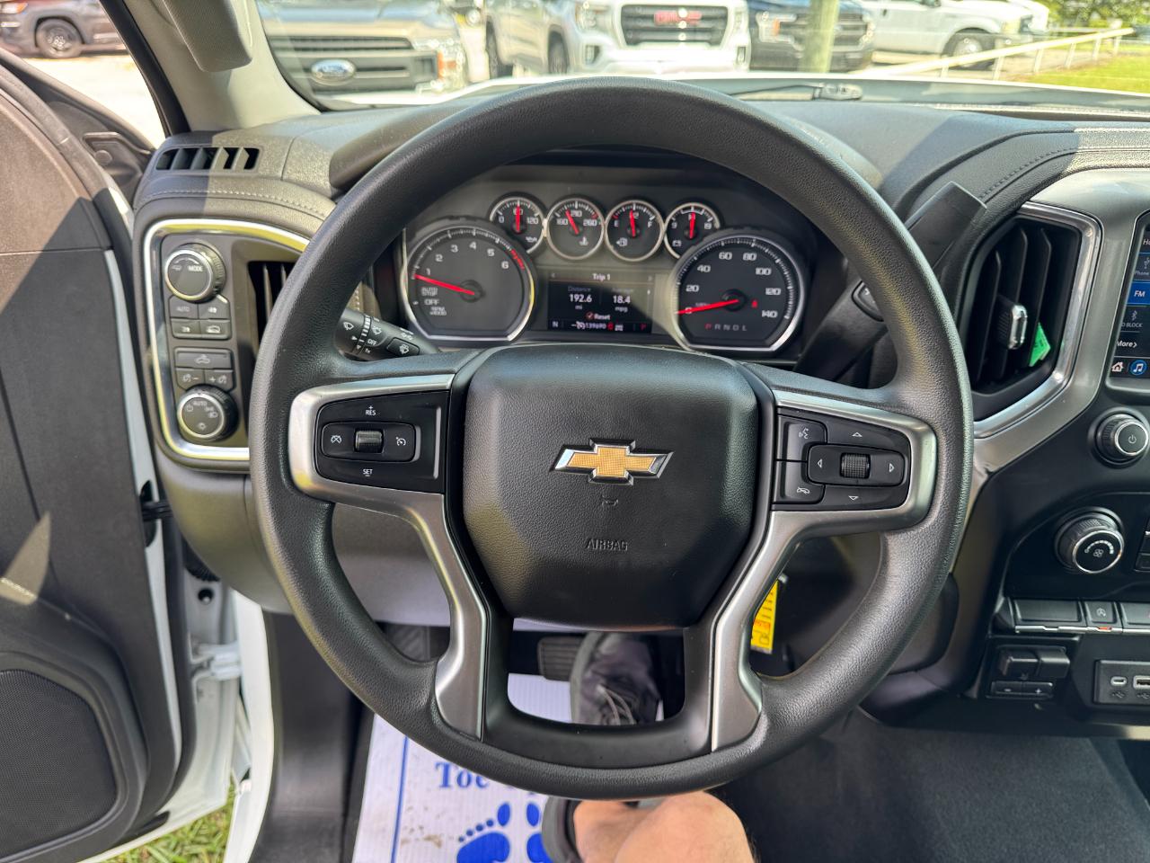Chevrolet Silverado 1500 LT Crew Cab 4WD 2020