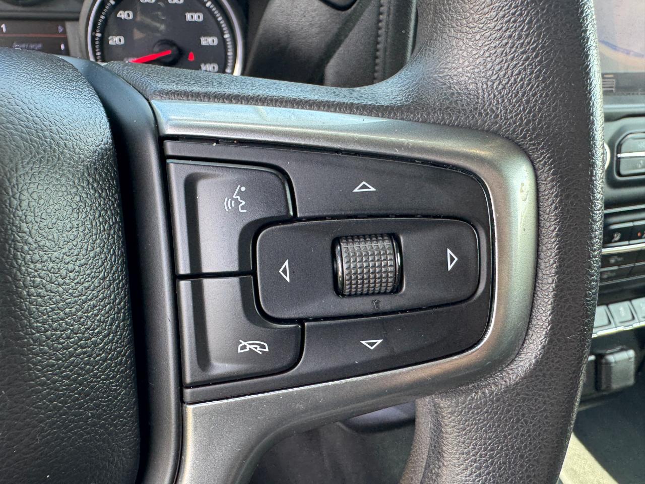 Chevrolet Silverado 1500 LT Crew Cab 4WD 2020