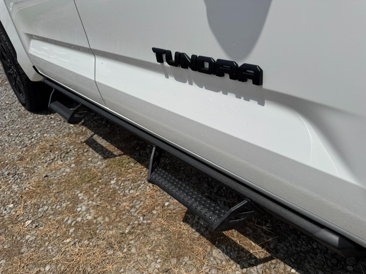 Toyota Tundra SR5 CrewMax 4WD 2023