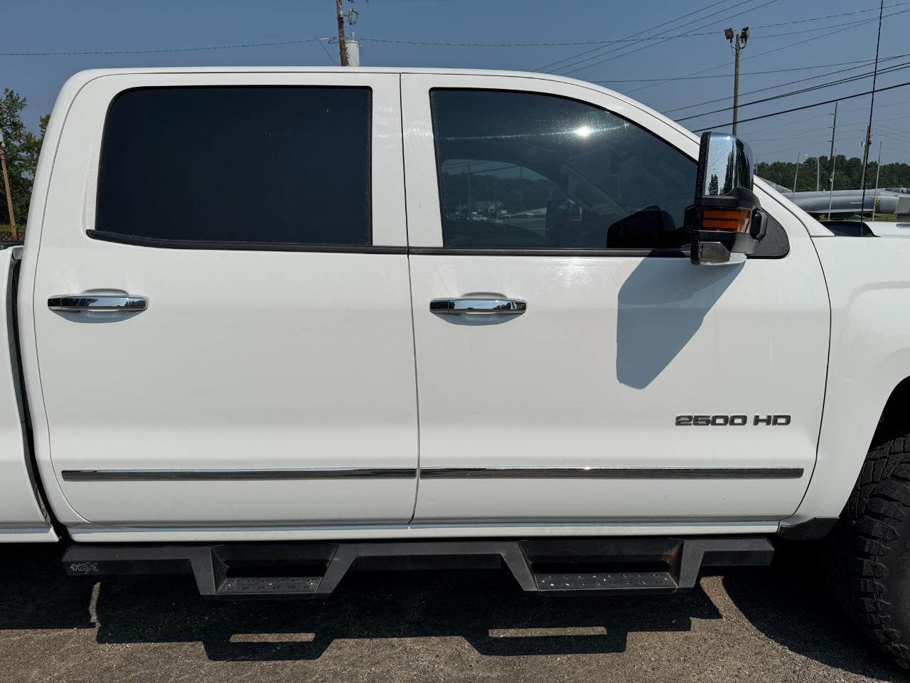 Chevrolet Silverado 2500HD LTZ Crew Cab 4WD 2015
