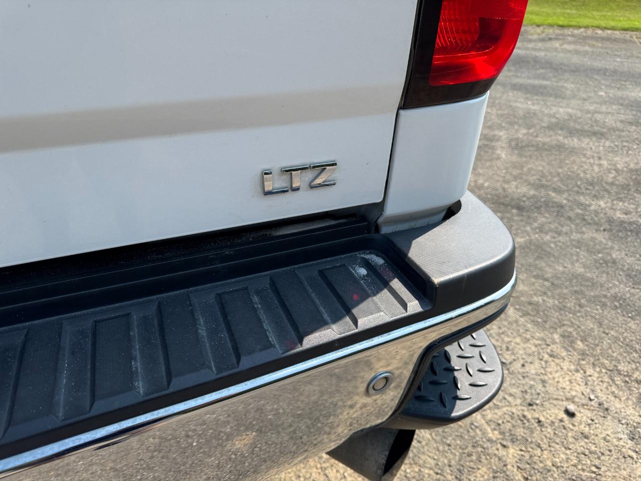 Chevrolet Silverado 2500HD LTZ Crew Cab 4WD 2015