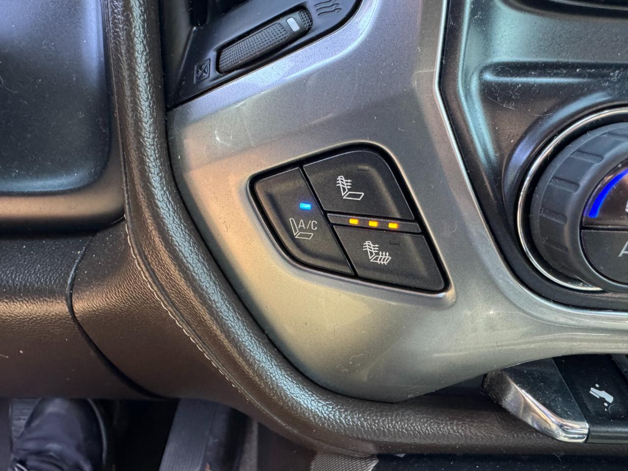 Chevrolet Silverado 2500HD LTZ Crew Cab 4WD 2015
